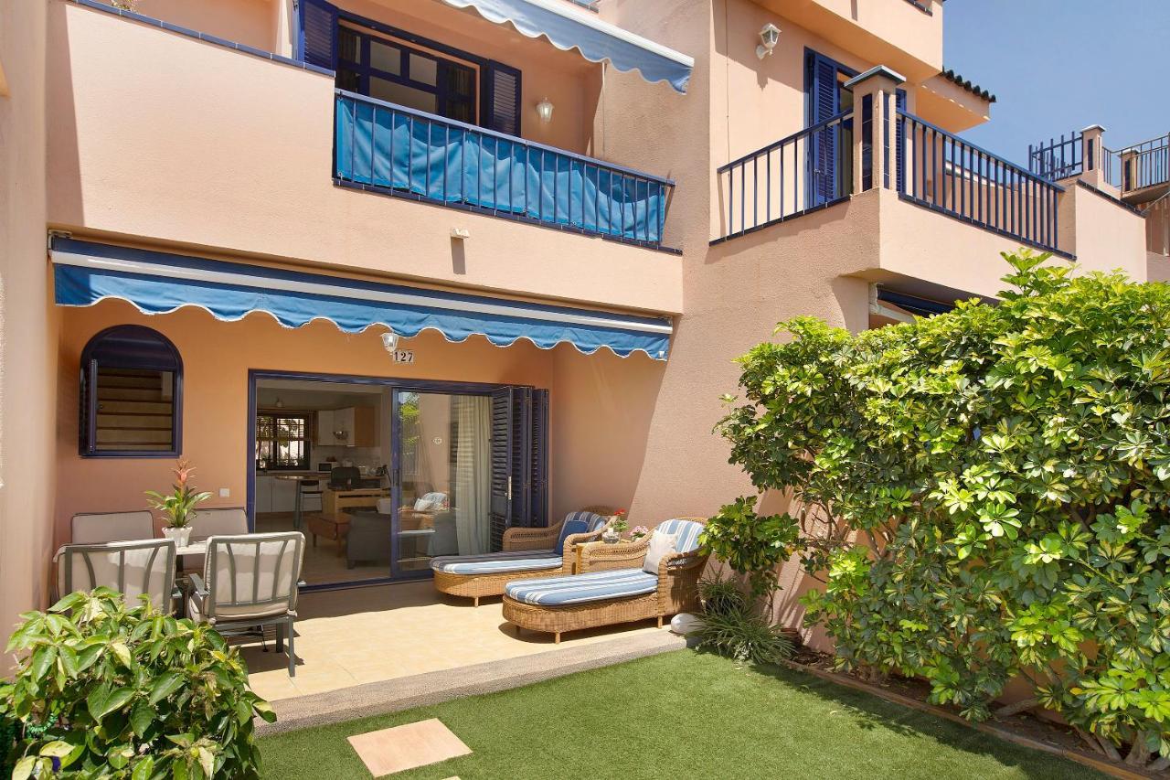 Free Airport Shuttle And Parking Villa San Bartolomé Екстериор снимка