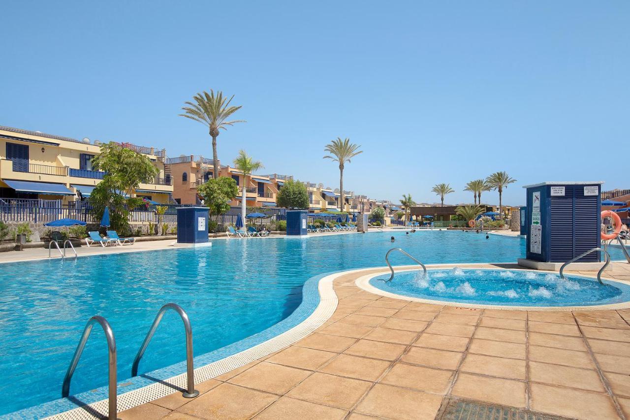 Free Airport Shuttle And Parking Villa San Bartolomé Екстериор снимка