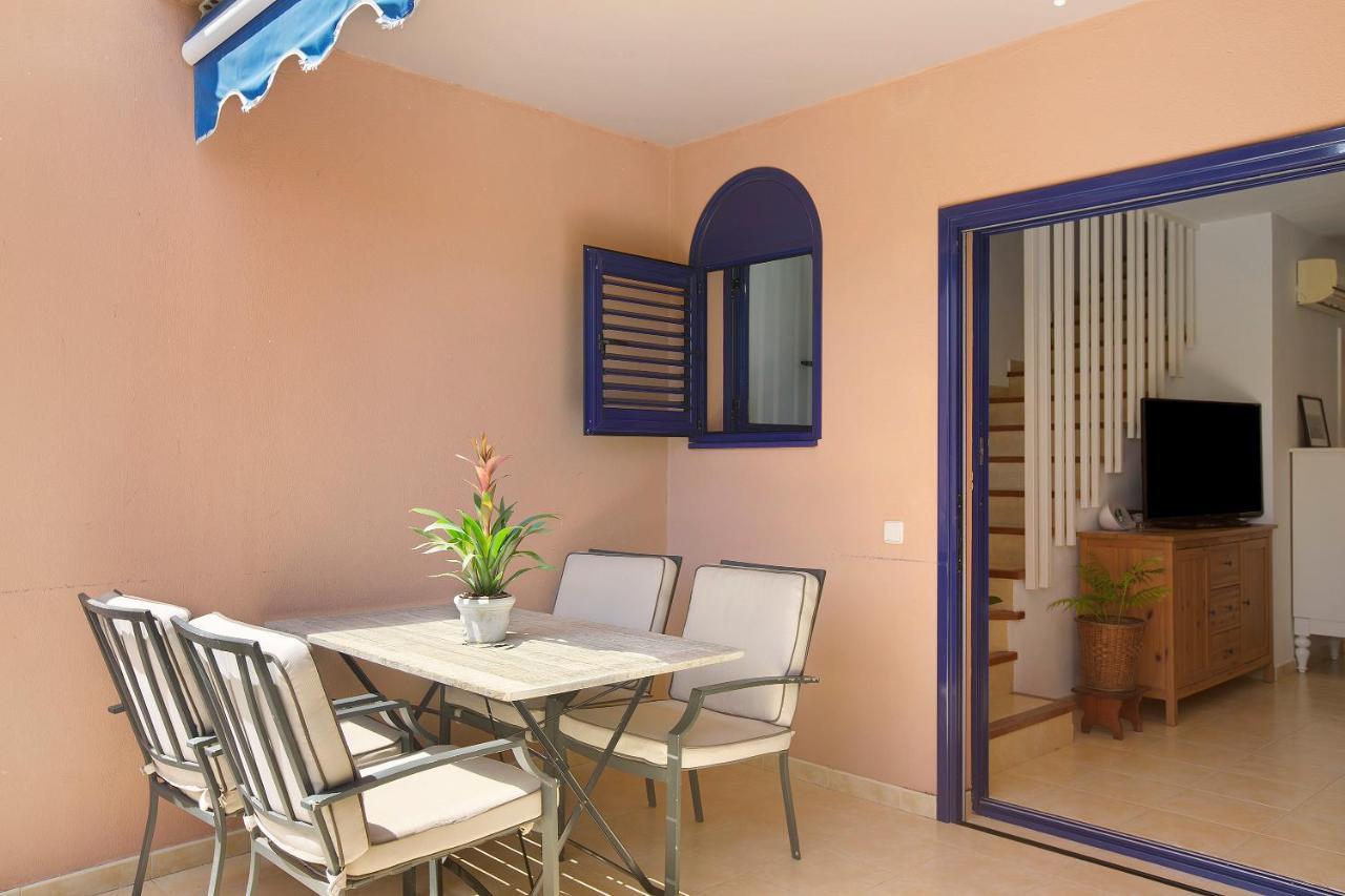 Free Airport Shuttle And Parking Villa San Bartolomé Екстериор снимка